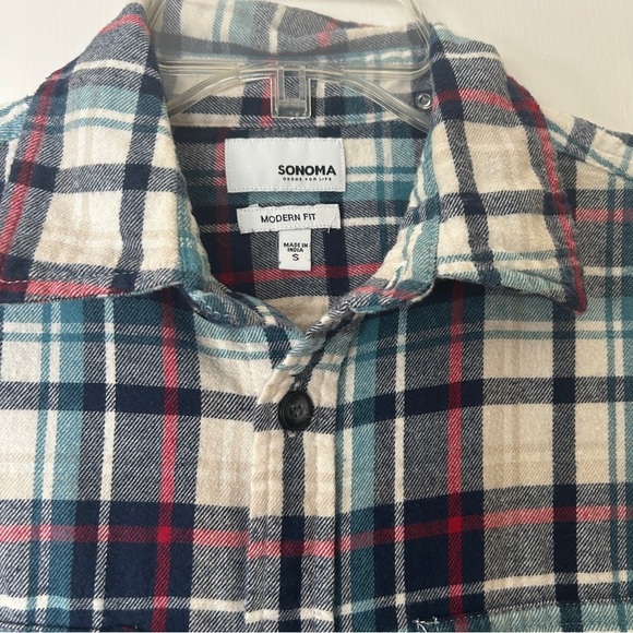 Sonoma Casual Button Down Shirt Red White and Blue Flannel Plaid Men size Small - Picture 3 of 14